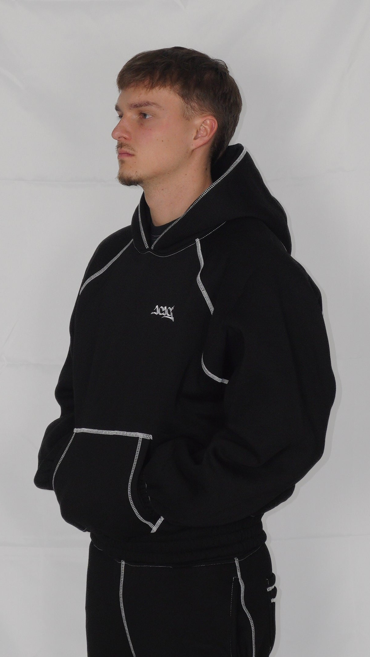 "Ain't nothin promised" - Hoodie (Schwarz)